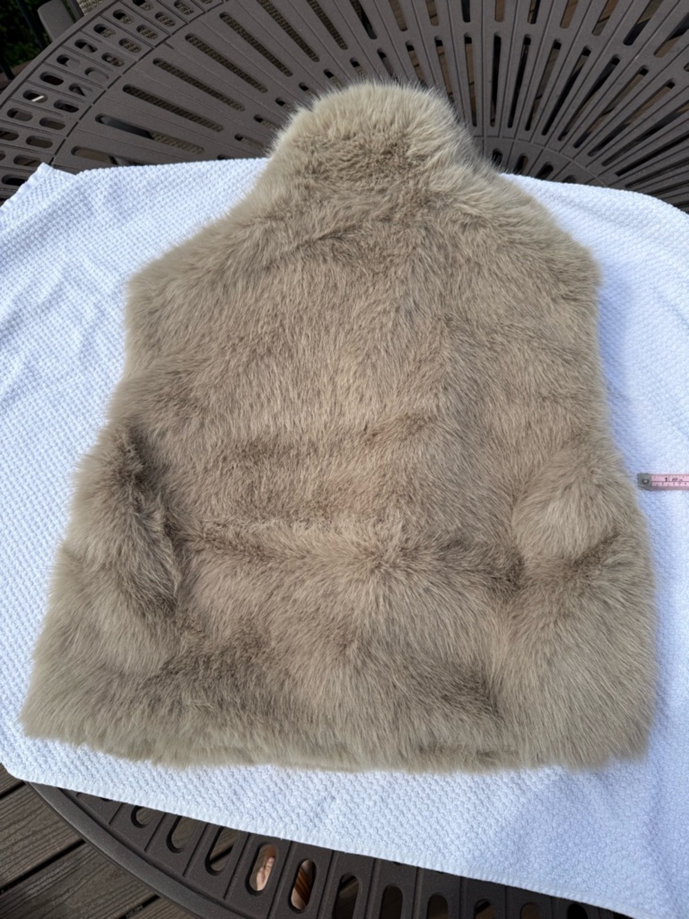 American Eagle Faux Fur Vest , NWT , Sz XS - Picture 6 of 9